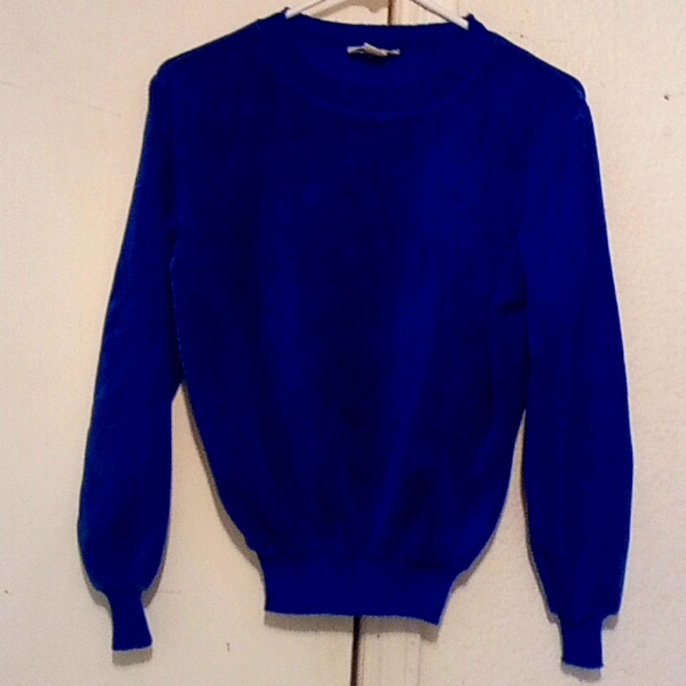 Women silky fabric blouse